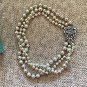 STELLA & DOT PEARL Versatile Necklace.